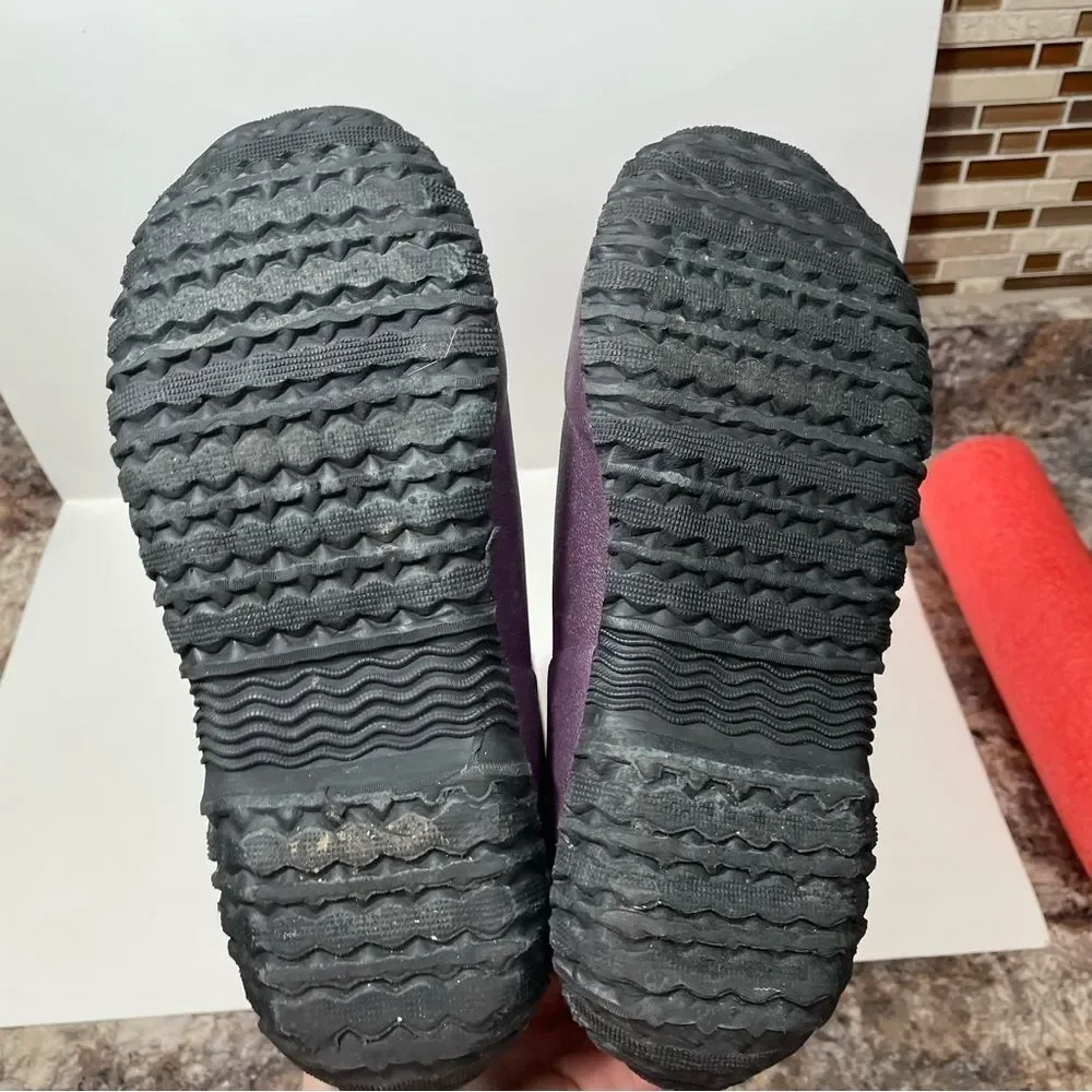 Bogs gently worn